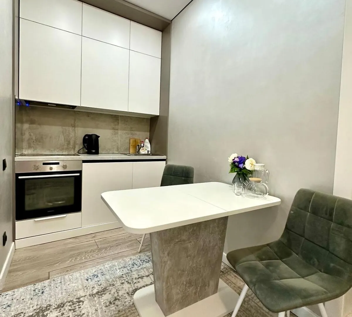 Apartment Апартаменты В Центральном Астане С Видом На Парк, Балконом И Бесплатным Wi-F Nur-Sultan
